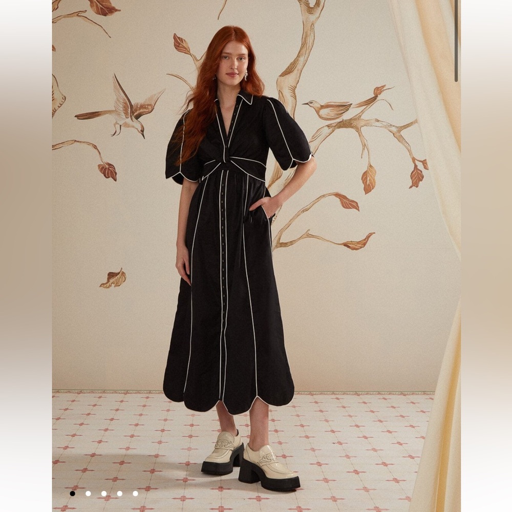 FARM Rio Black and White Short Sleeve Midi Dress